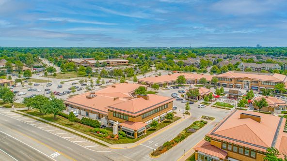 Town Square Wheaton: 55 E Loop Rd, Wheaton, IL 60189